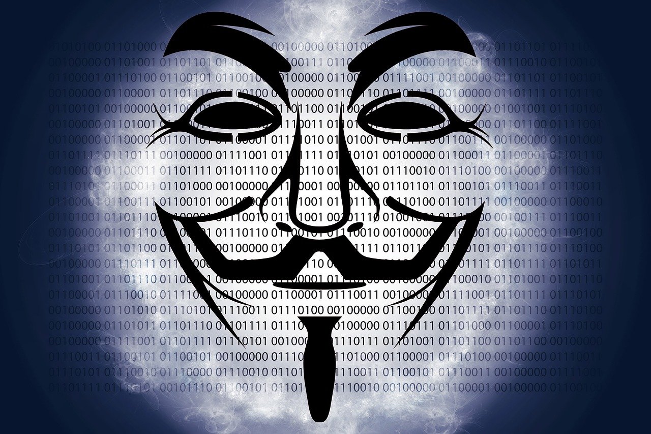 机战王破解版下载最新版，风险警示与破解版信息解读