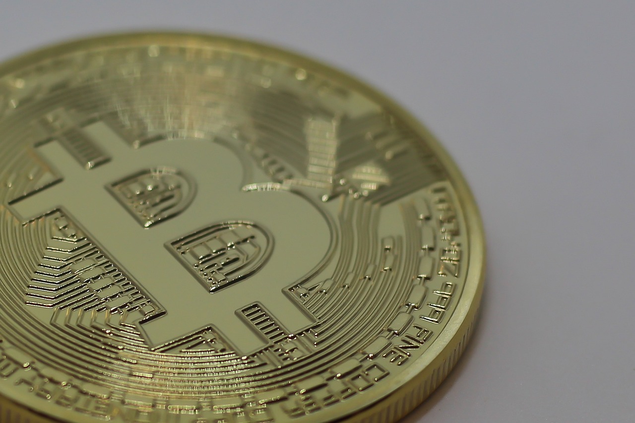 当前市场下18K金回收价格的深度解析与查询指南