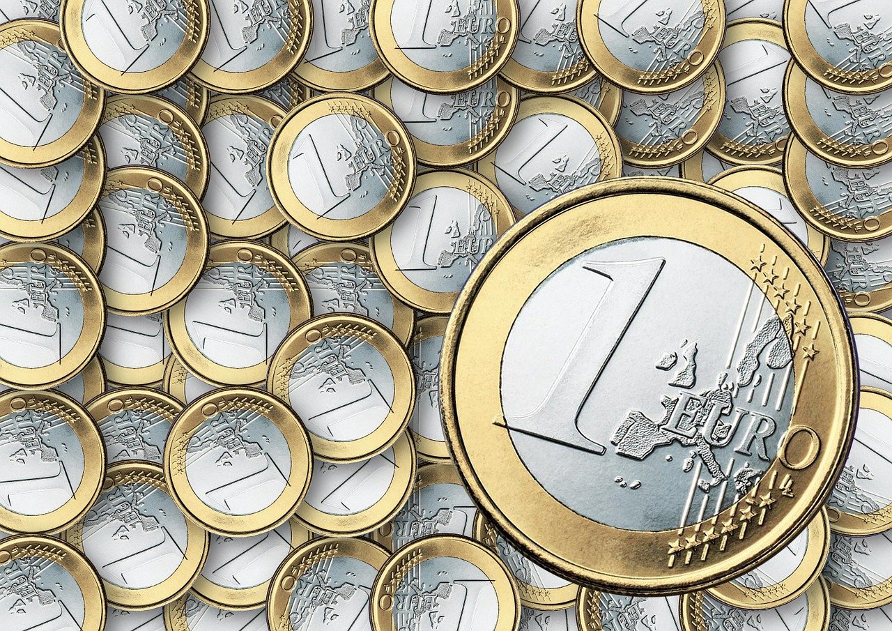最新黄金行情分析与趋势预测