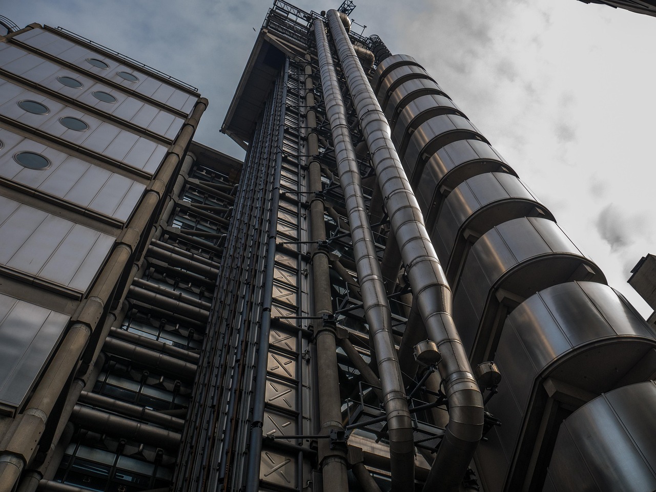 遂广铁路建设进展顺利，最新进展及未来前景展望