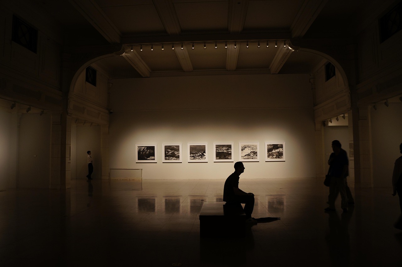 中式黑八比赛，传统魅力的现代舞台展现