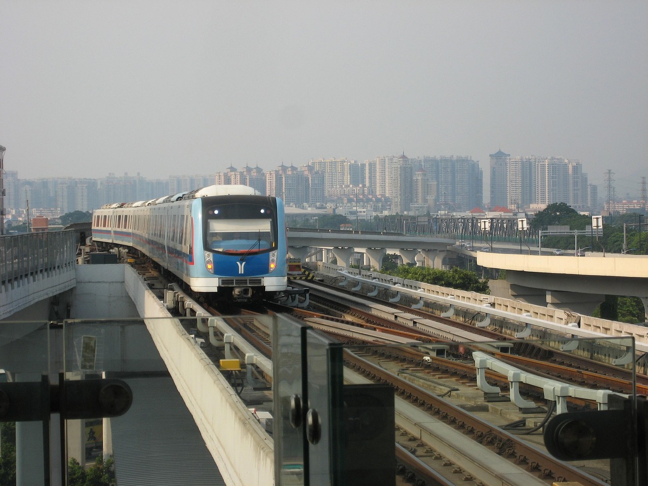 上海地铁最新线路图揭示城市新面貌