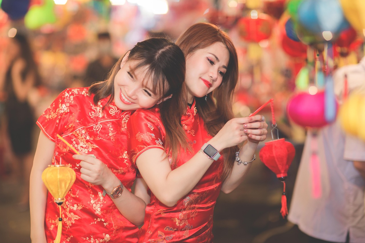 明星惊喜现身，意料之外的魅力风暴之夜