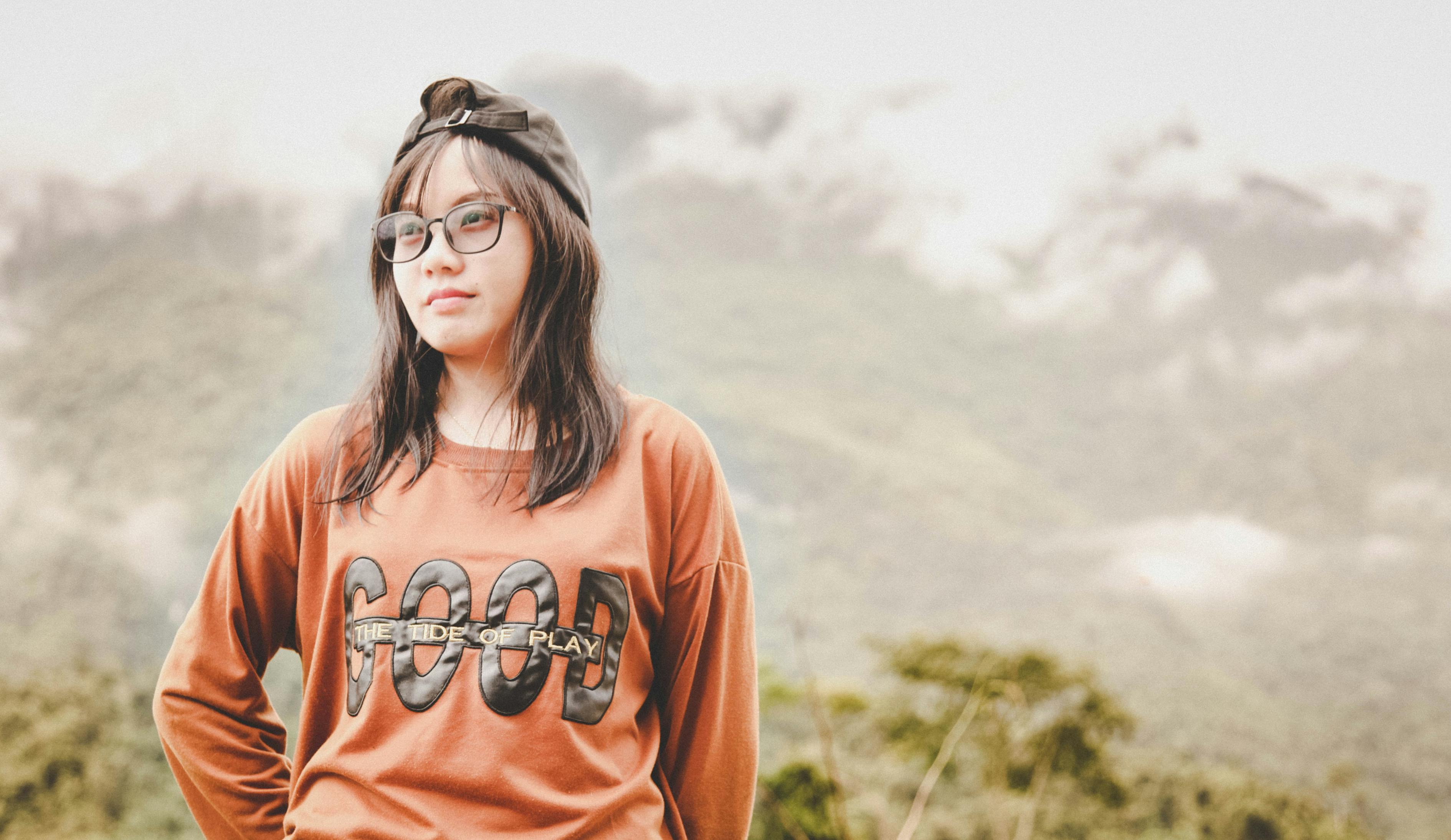 最新Becky壁纸，时尚魅力的完美展现